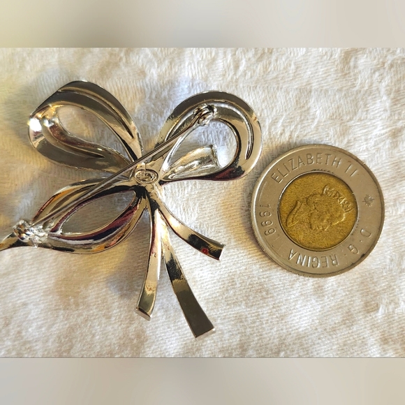 Sphinx Vintage Silver Bow with Marcasite Gems - Picture 2 of 9